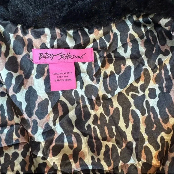 Betsey Johnson Shaggy Faux Fur Black Vest Large Festive Rockstar Y2K Retro Party - Picture 5 of 7